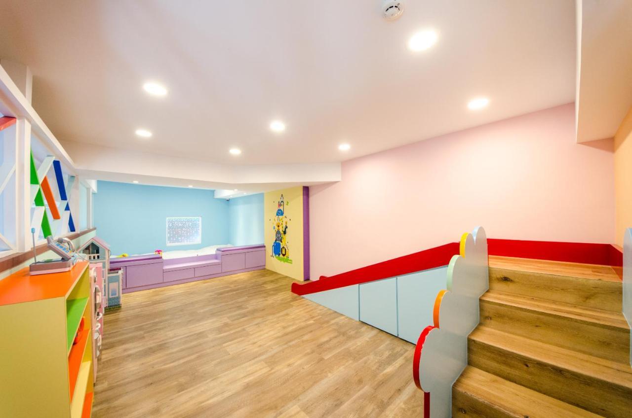 安尼赫時尚旅店 Anich Fashion Inn I 墾丁大街 I 親子遊戲區 I 停車位 Eksteriør billede